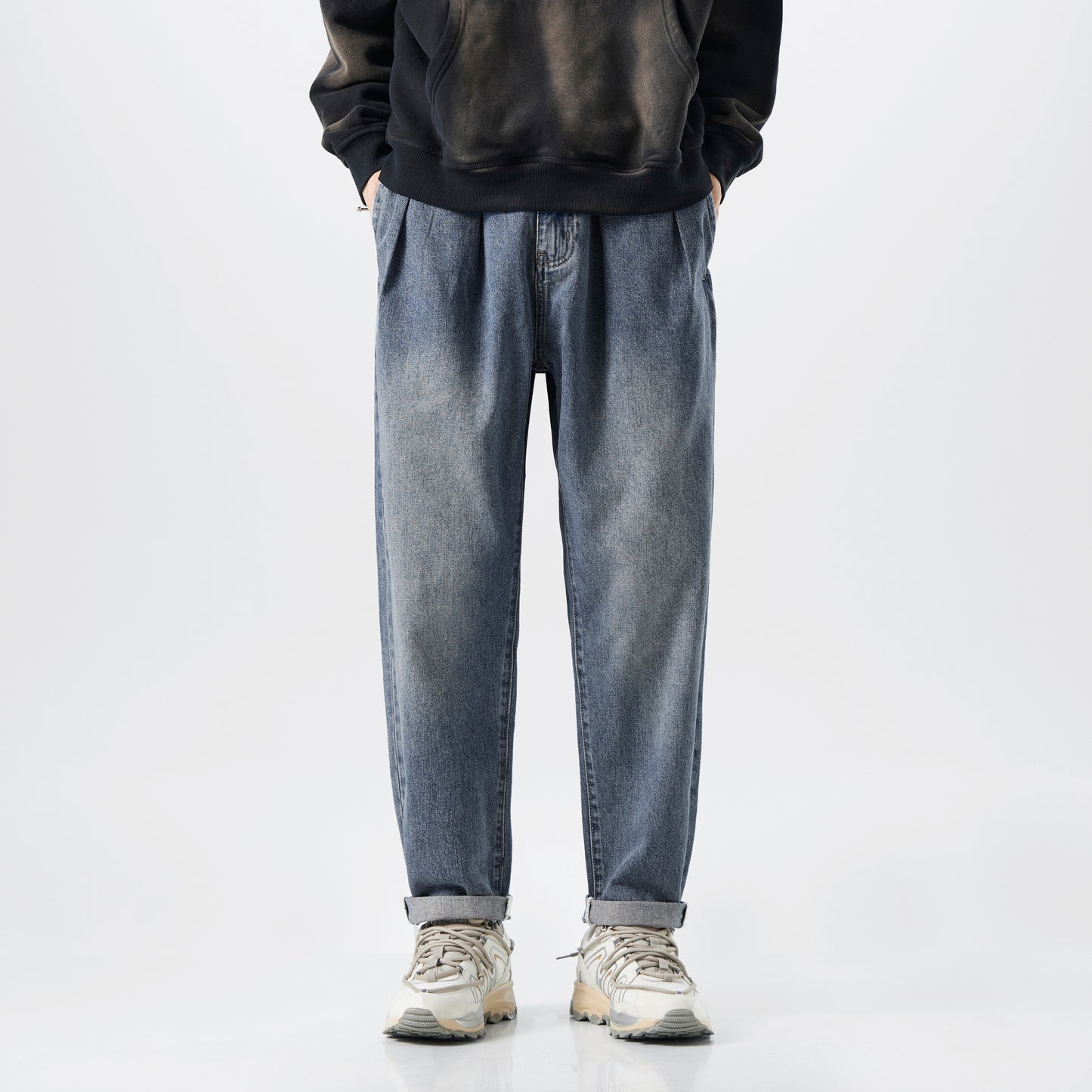 Lösa avsmalnande byxor för män